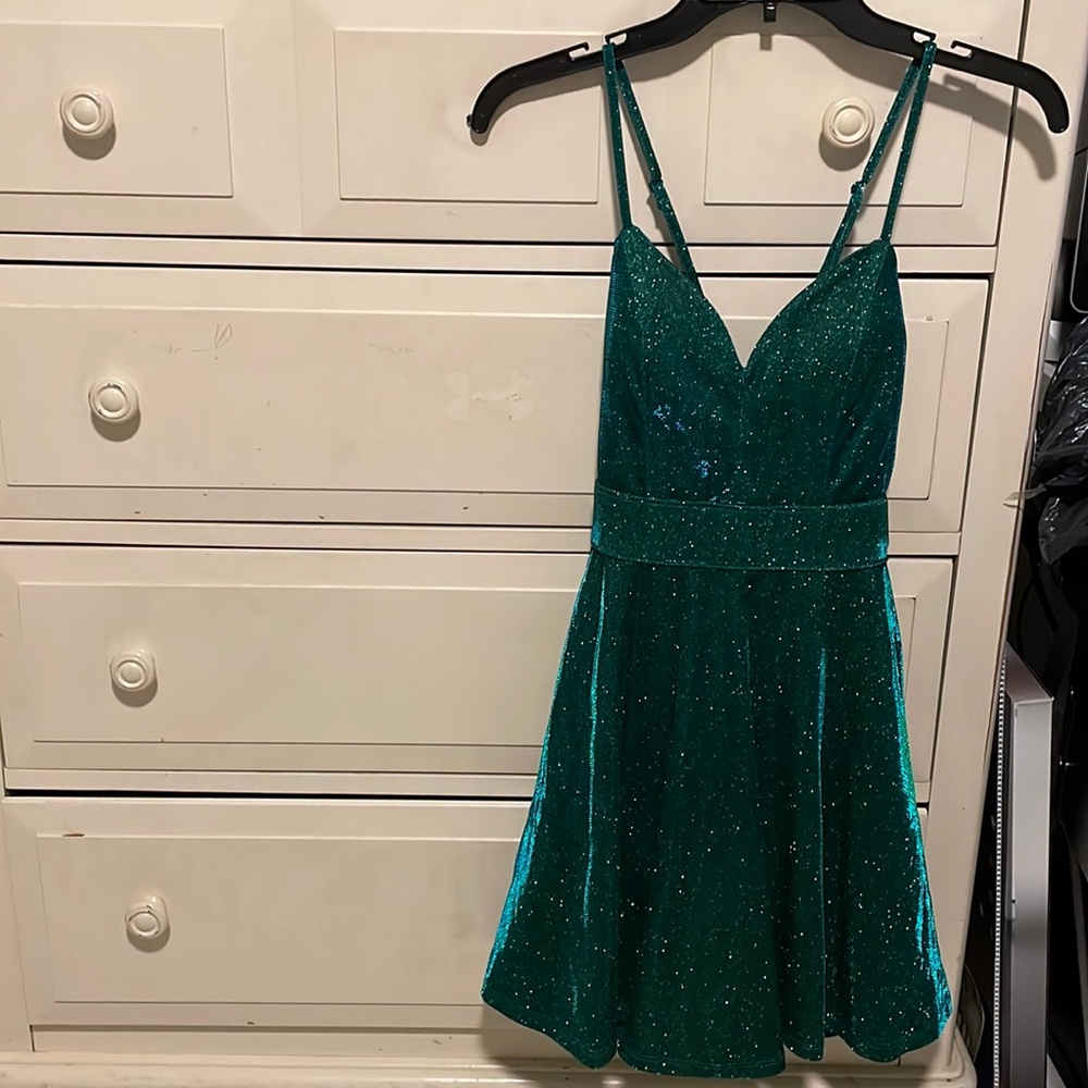 MIDNIGHT DOLL Green  Glitter Criss Cross Back Fit-And-Flare Party Dress